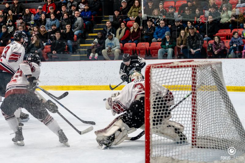 Une finale serrée dans la Ligue régionale de hockey